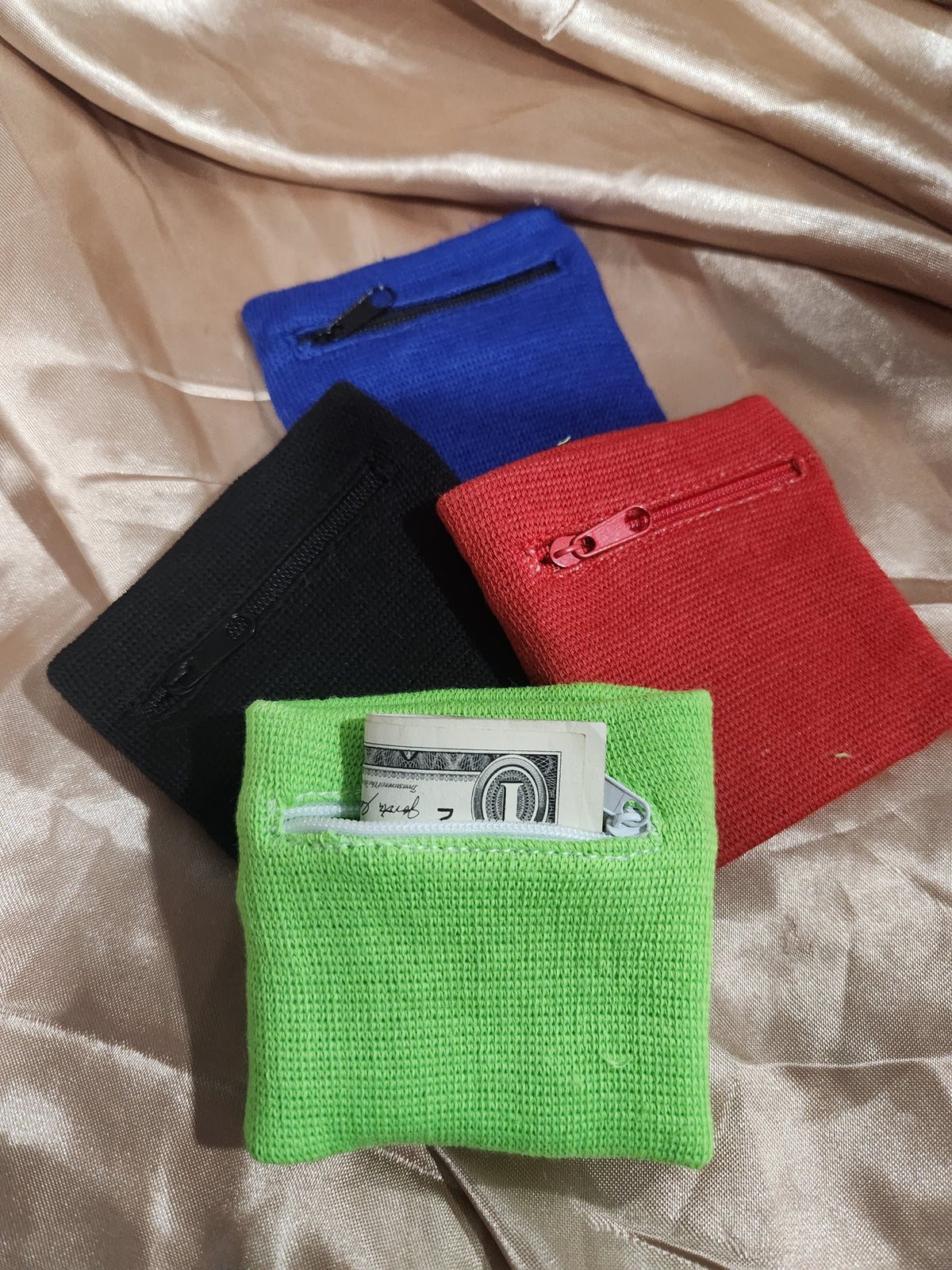 WRIST WALLET