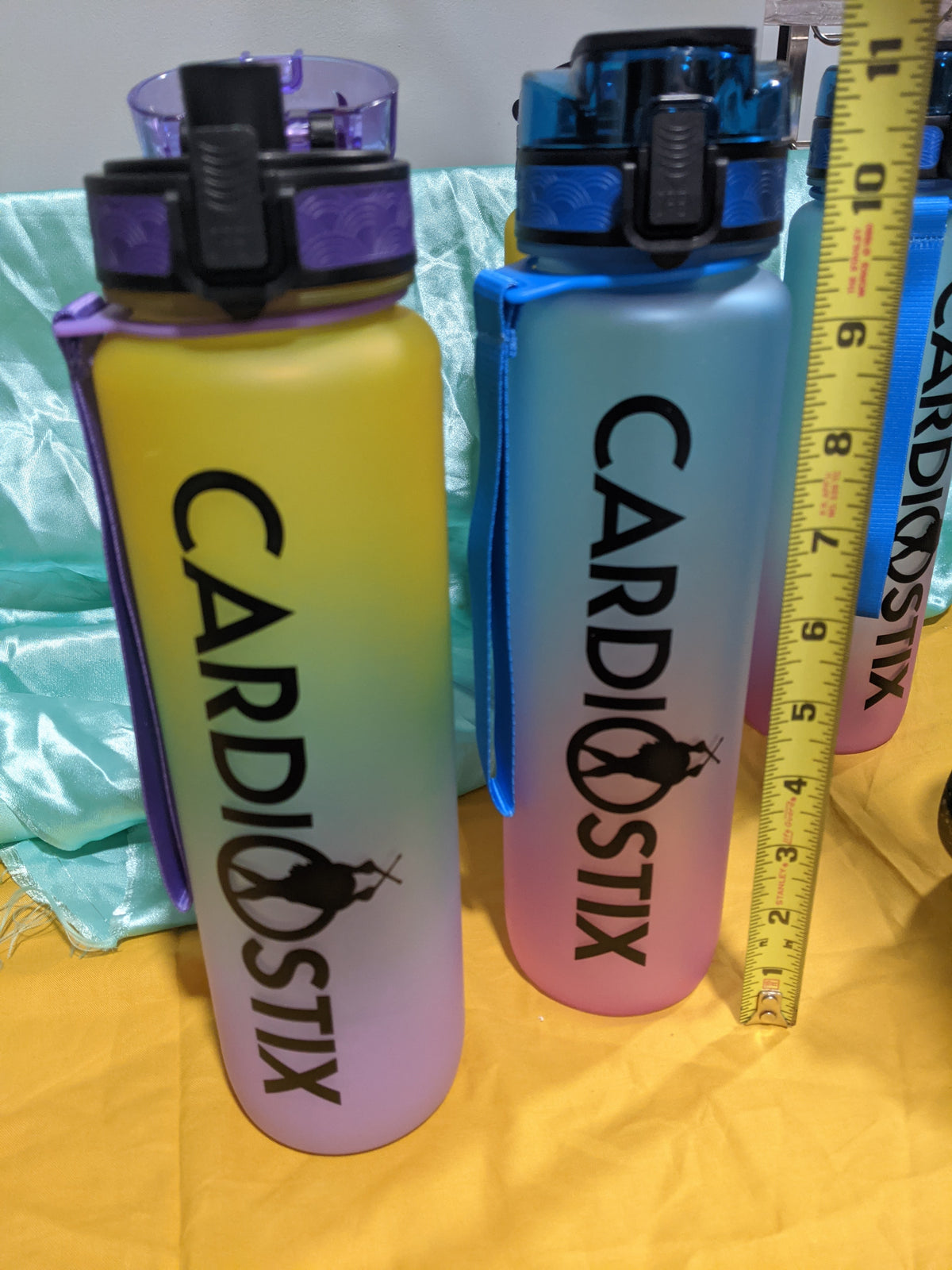CARDIOSTIX 32 OZ TIE DYE WATER BOTTLE